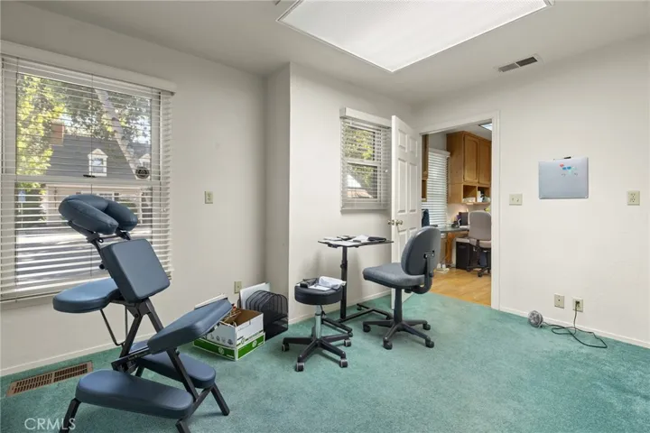 9 Williamsburg, Chico, California 95926