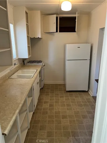 Duplex one bedroom kitchen