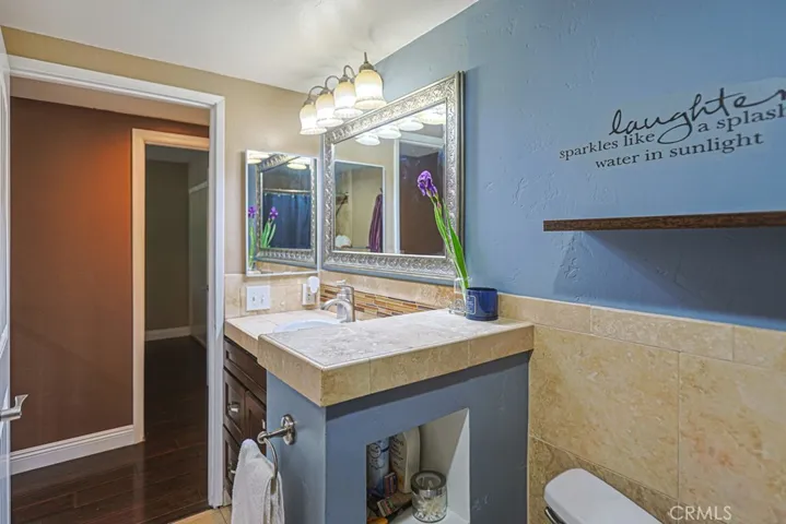 1932 Kellogg, Corona, California 92879
