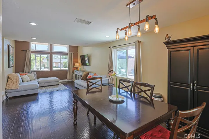 1932 Kellogg, Corona, California 92879
