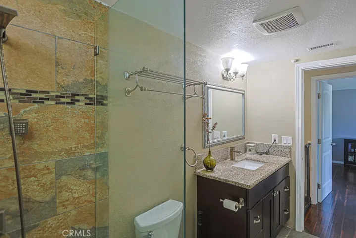 1932 Kellogg, Corona, California 92879