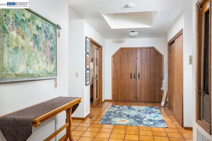 6727 Sunnyslope Ave, Castro Valley, California 94552
