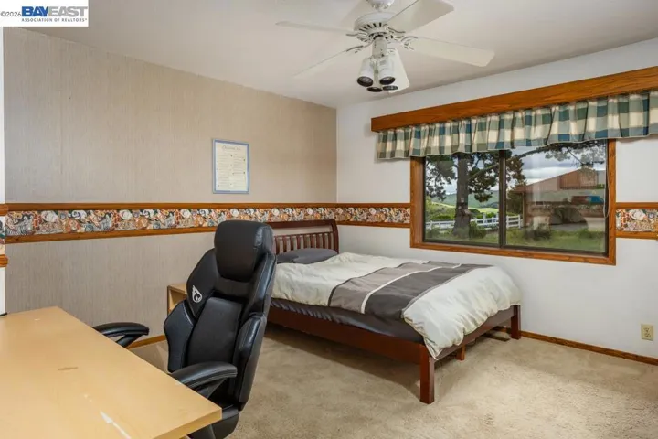 6727 Sunnyslope Ave, Castro Valley, California 94552
