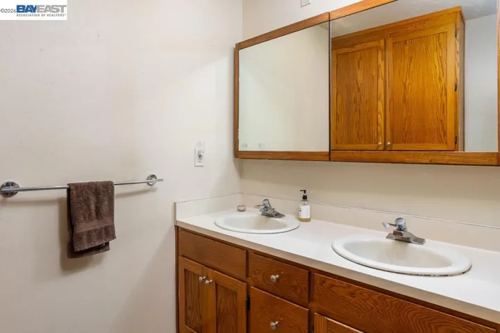 6727 Sunnyslope Ave, Castro Valley, California 94552