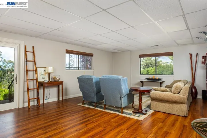6727 Sunnyslope Ave, Castro Valley, California 94552