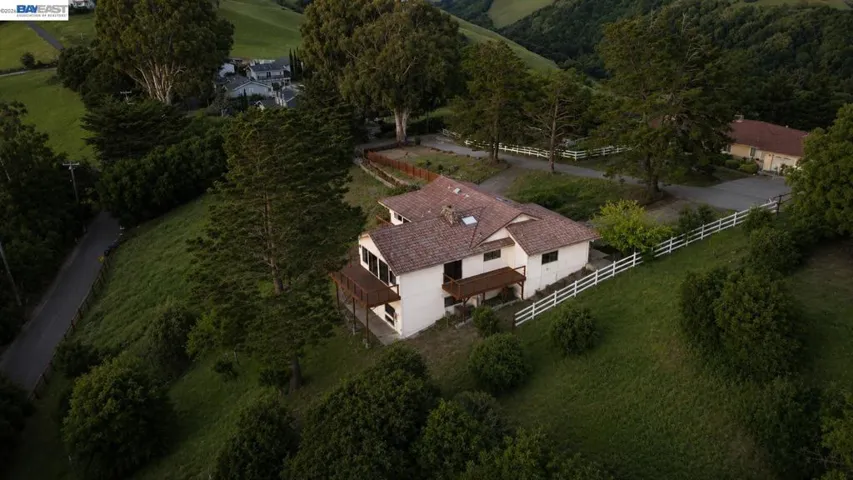 6727 Sunnyslope Ave, Castro Valley, California 94552