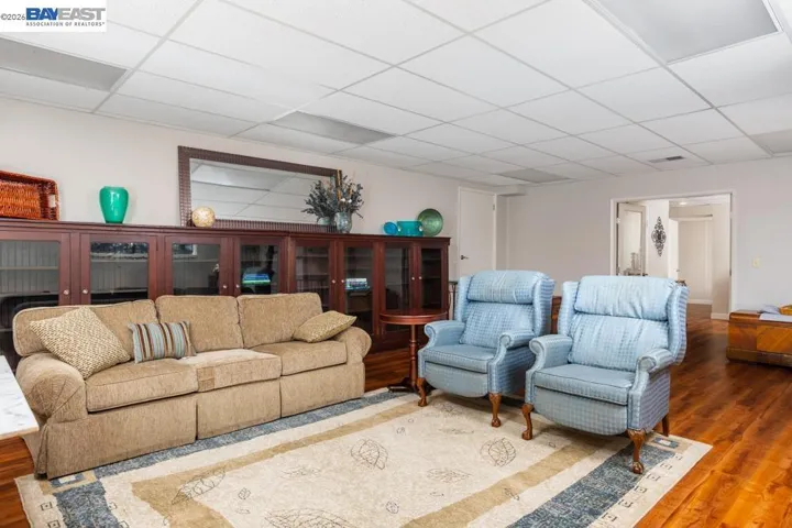 6727 Sunnyslope Ave, Castro Valley, California 94552