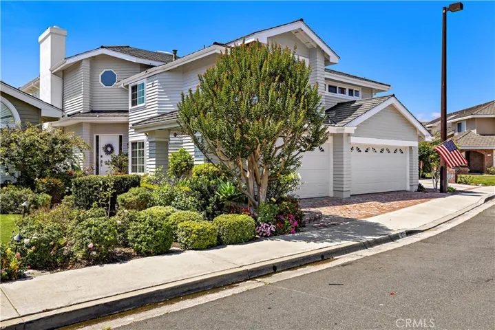 21 Emerald, Irvine, California 92614