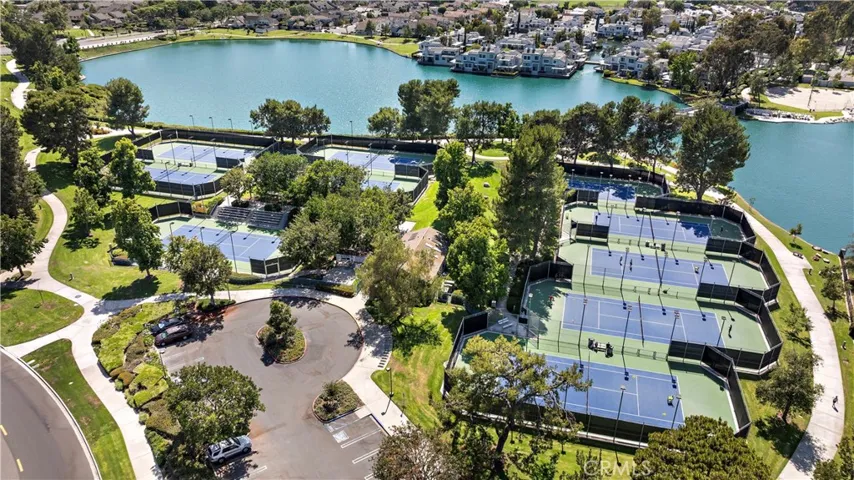 21 Emerald, Irvine, California 92614