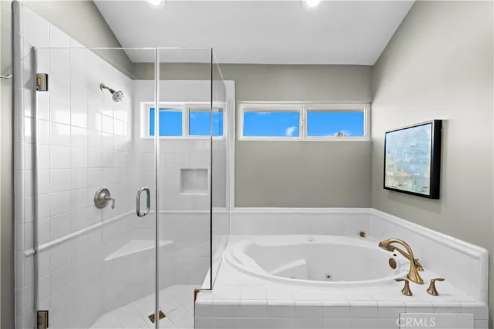 21 Emerald, Irvine, California 92614