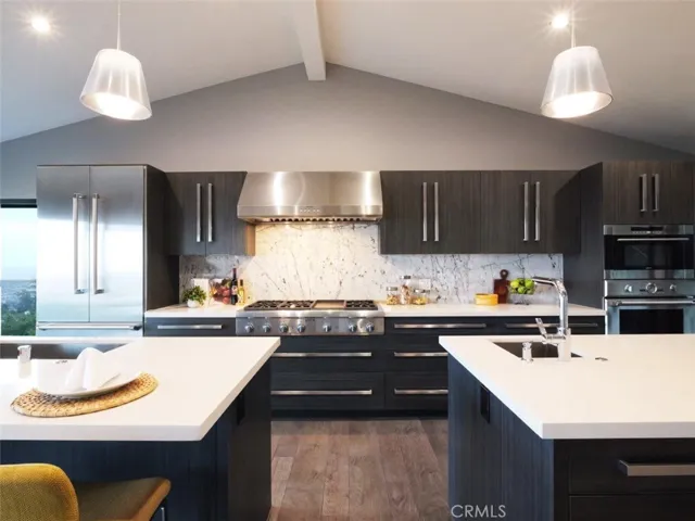 Chef's Kitchen with Double Islands