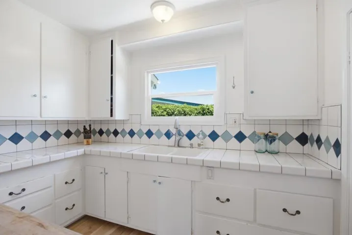 1355 Brommer Street, Santa Cruz, California 95062