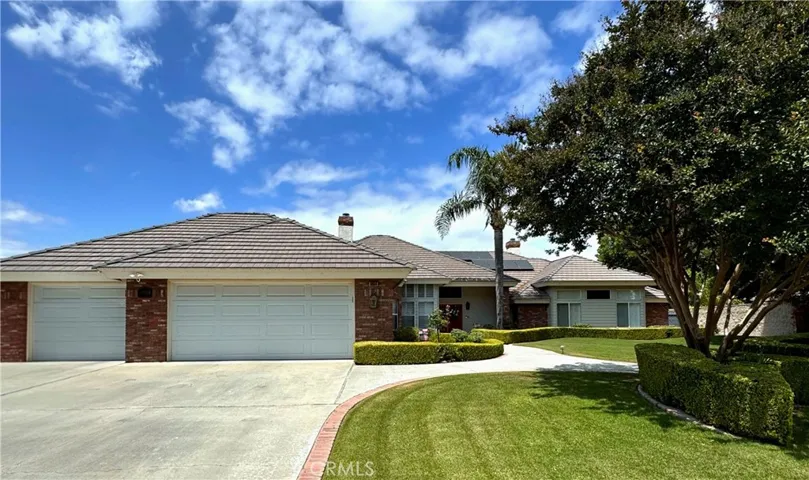8804 Omeara Court, Bakersfield, California 93311
