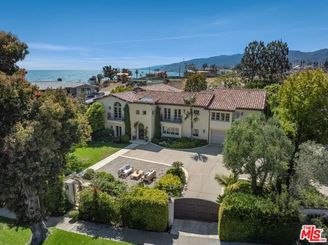 241 Alma Real Drive, Pacific Palisades, California 90272