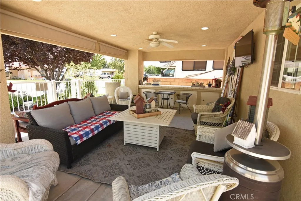 11620 Ridgemark Road, Apple Valley, California 92308 — photo 4