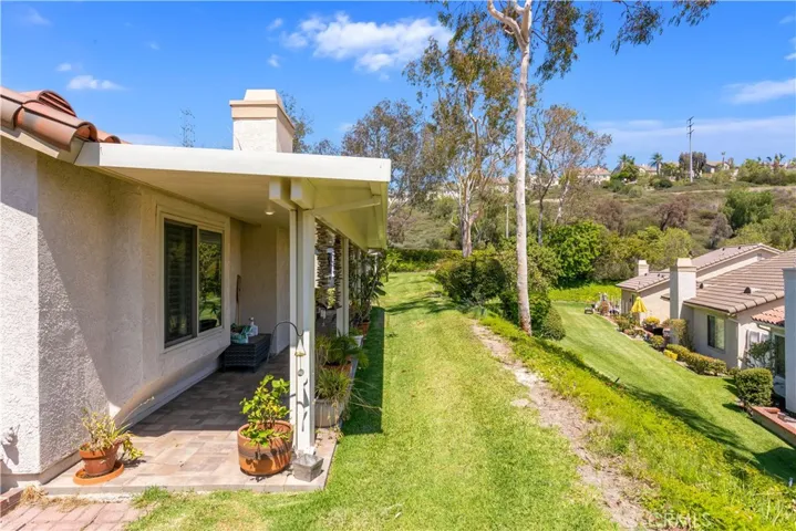 23672 Villena, Mission Viejo, California 92692