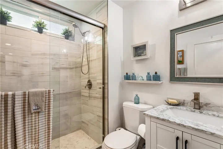 23672 Villena, Mission Viejo, California 92692