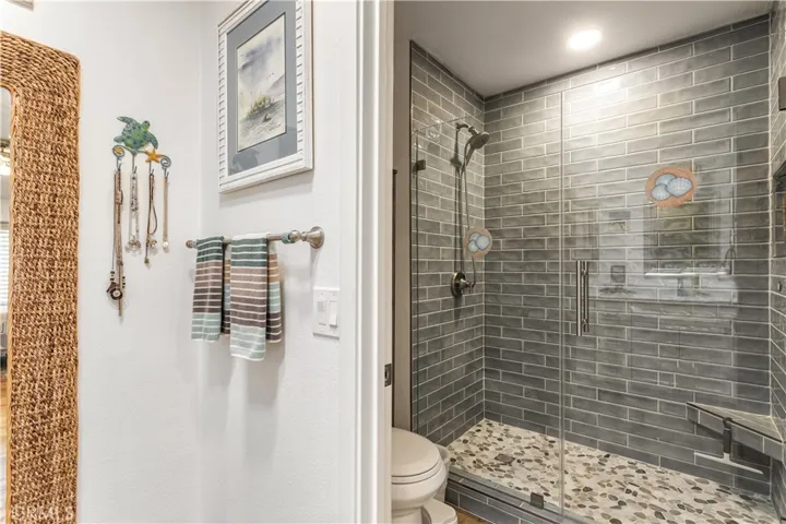 23672 Villena, Mission Viejo, California 92692