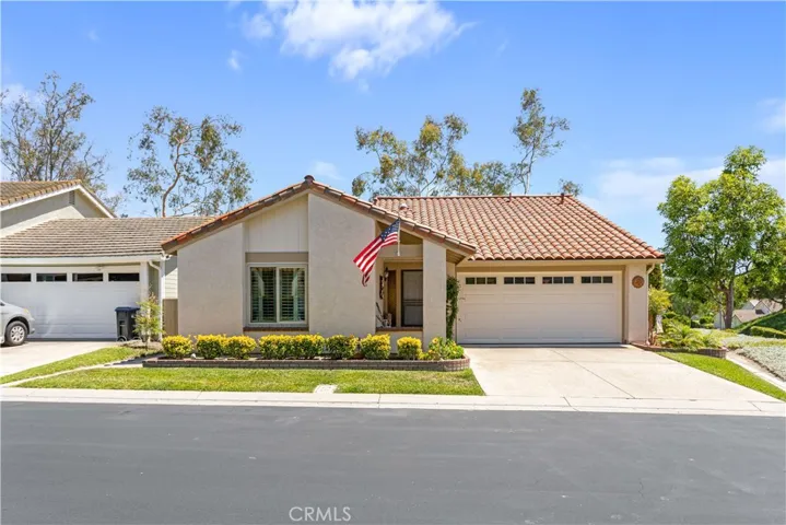 23672 Villena, Mission Viejo, California 92692