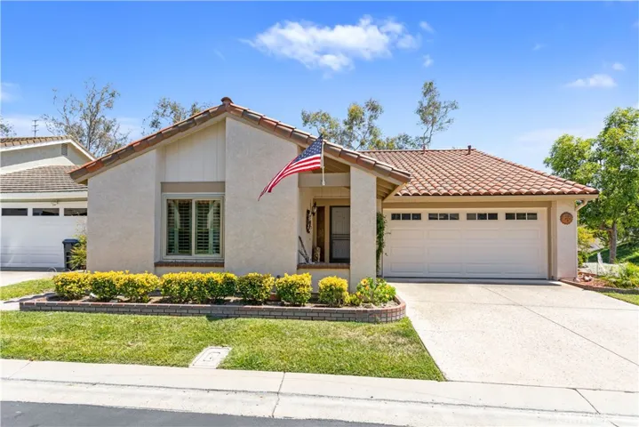 23672 Villena, Mission Viejo, California 92692