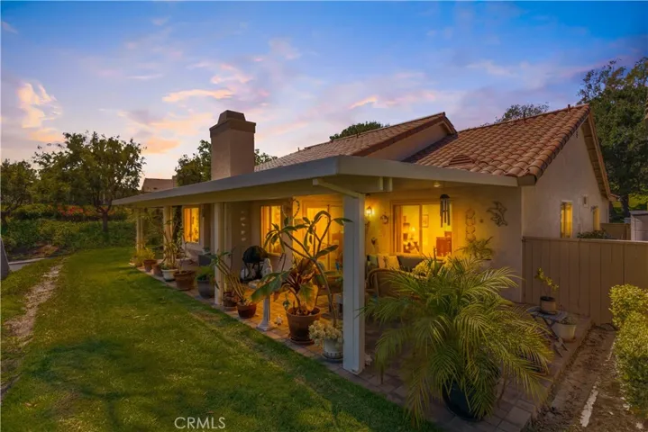 23672 Villena, Mission Viejo, California 92692