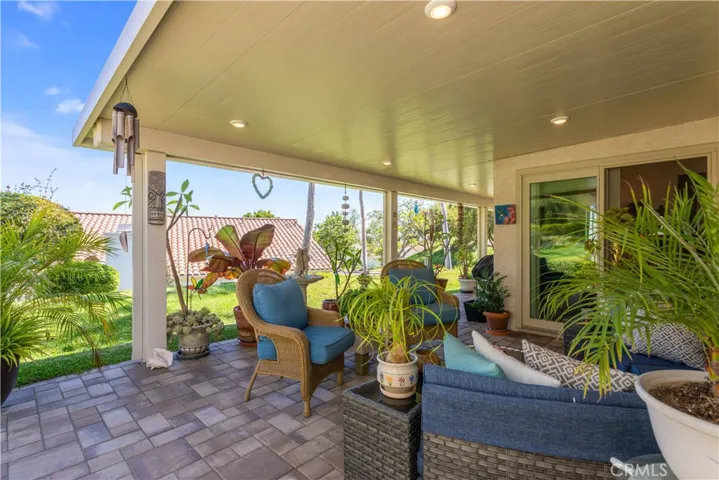 23672 Villena, Mission Viejo, California 92692