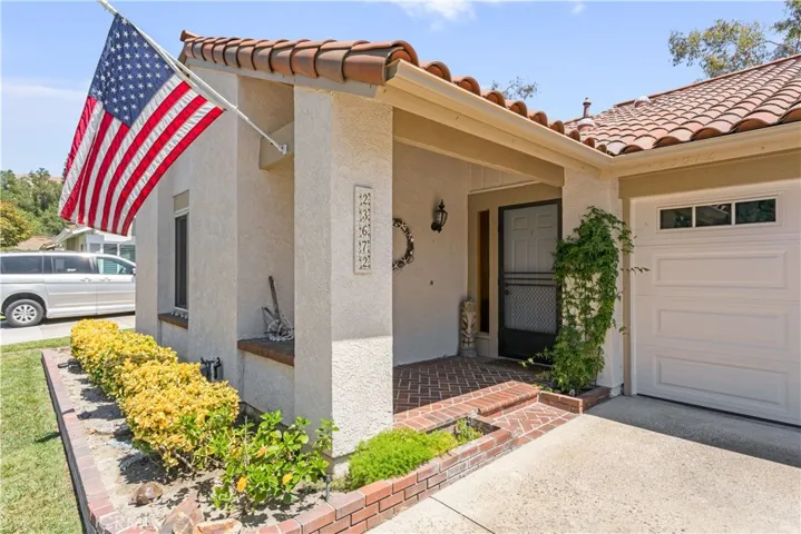 23672 Villena, Mission Viejo, California 92692