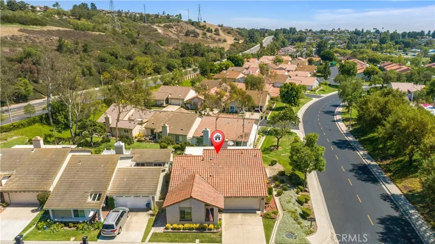 23672 Villena, Mission Viejo, California 92692