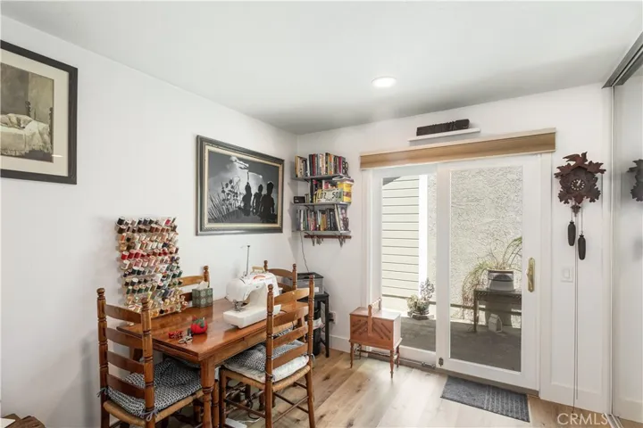 23672 Villena, Mission Viejo, California 92692