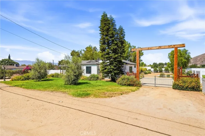 3470 Valley Vetw, Norco, California 92860