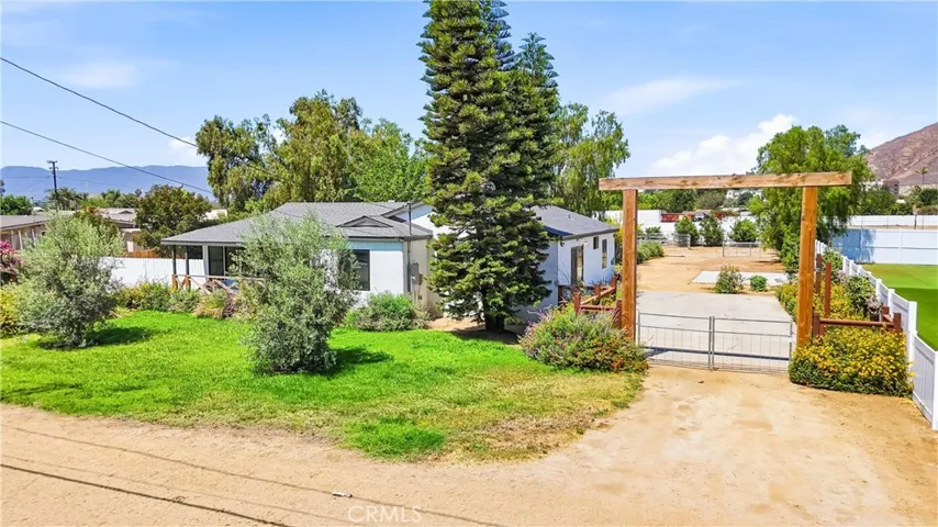 3470 Valley Vetw, Norco, California 92860