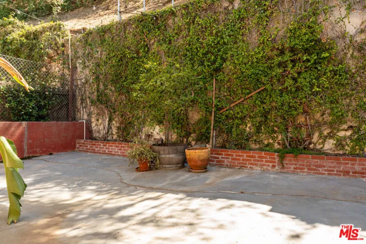 633 Museum Drive, Los Angeles, California 90065