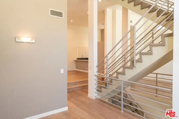 633 Museum Drive, Los Angeles, California 90065