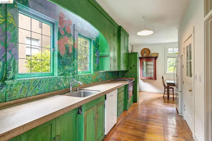 1542 Hawthorne Ter, Berkeley, California 94708