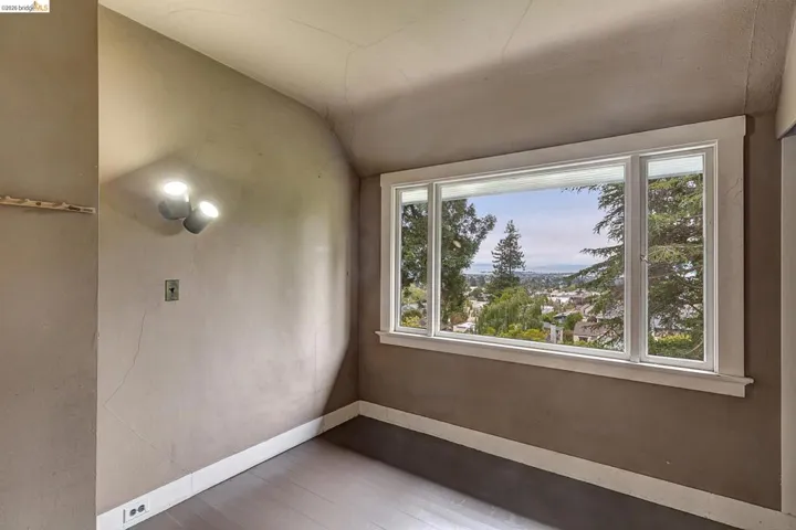 1542 Hawthorne Ter, Berkeley, California 94708