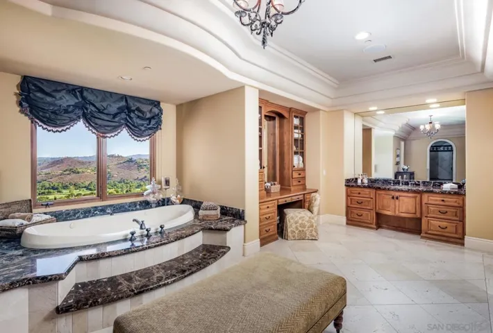 14155 Bryce Point, Poway, California 92064