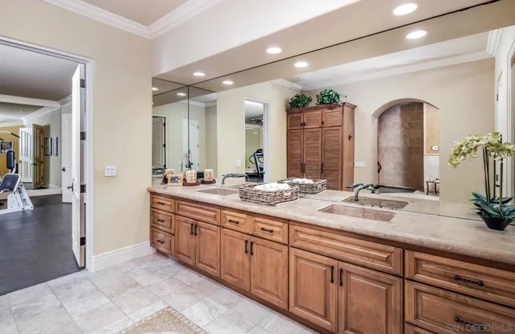 14155 Bryce Point, Poway, California 92064
