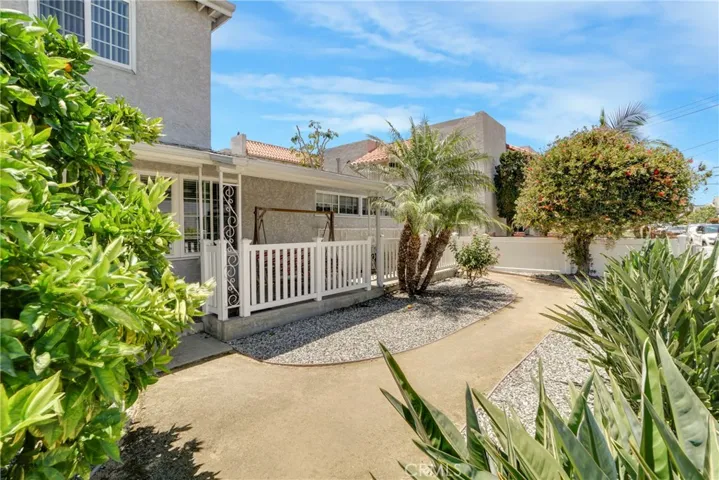 2022 Graham Ave, Redondo Beach, California 90278