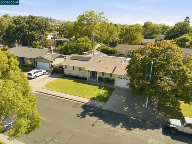 4242 Henning Dr, Concord, California 94521