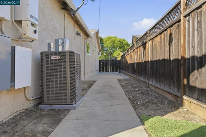 4242 Henning Dr, Concord, California 94521