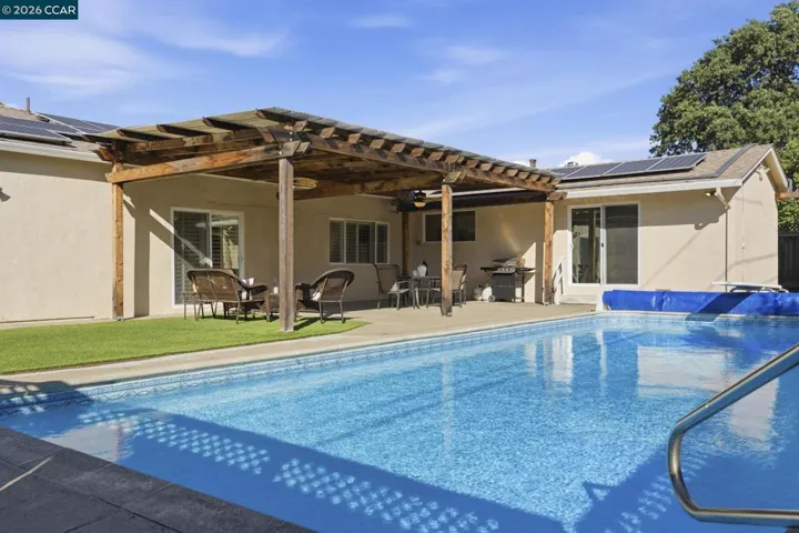 4242 Henning Dr, Concord, California 94521
