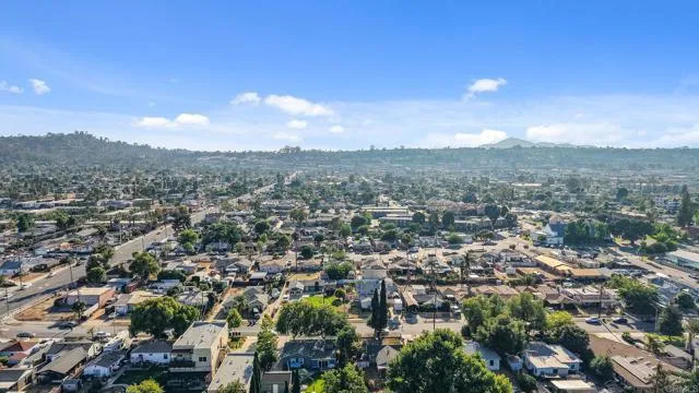 653 Avocado Avenue, El Cajon, California 92020