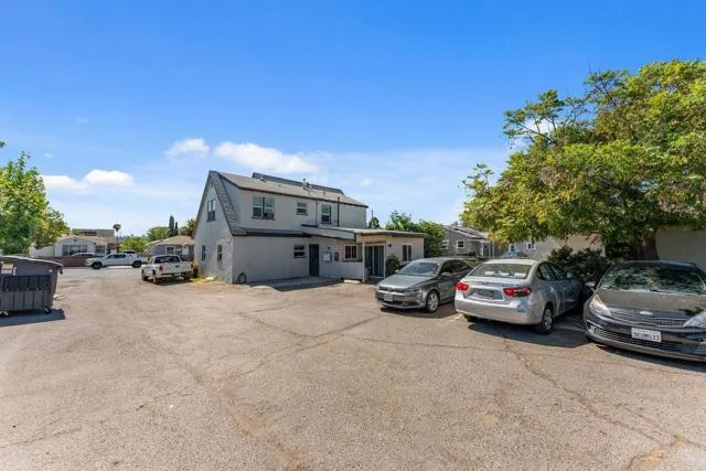 653 Avocado Avenue, El Cajon, California 92020