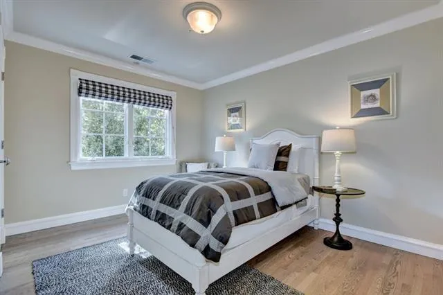 333 Santa Rita Avenue, Palo Alto, California 94301