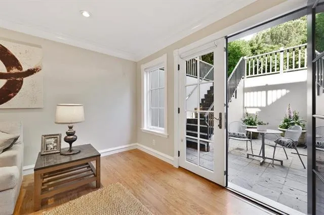 333 Santa Rita Avenue, Palo Alto, California 94301