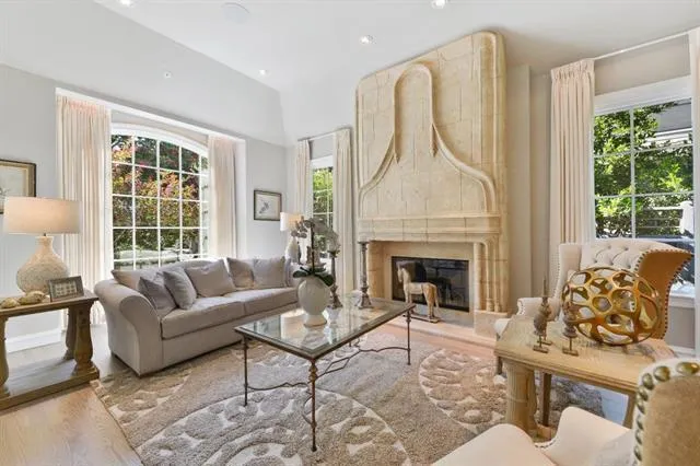 333 Santa Rita Avenue, Palo Alto, California 94301