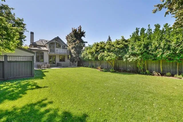 333 Santa Rita Avenue, Palo Alto, California 94301