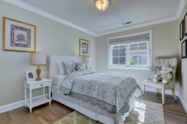 333 Santa Rita Avenue, Palo Alto, California 94301