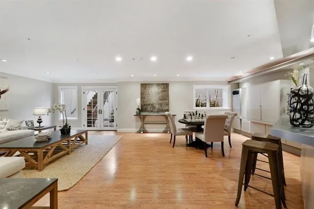 333 Santa Rita Avenue, Palo Alto, California 94301