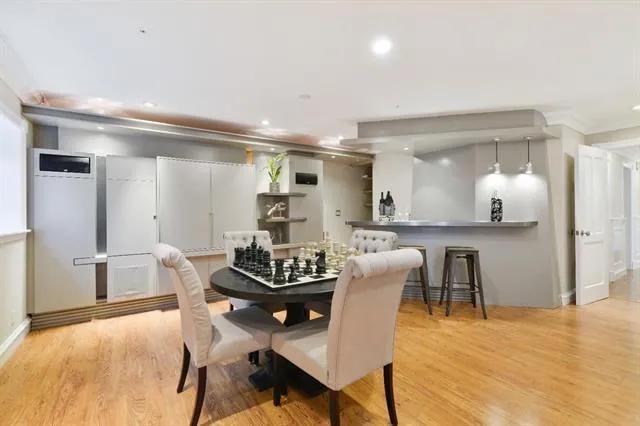 333 Santa Rita Avenue, Palo Alto, California 94301